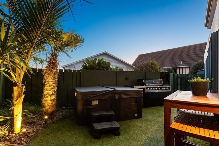 Photo of property in 44c Moana Road, Plimmerton, Porirua, 5026