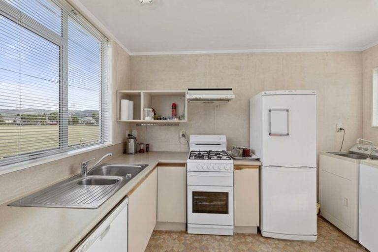 Photo of property in 51 Brook Street, Waterloo, Lower Hutt, 5011