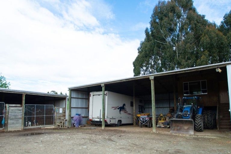 Photo of property in 7 Clarks Flat Road, Lawrence, 9593