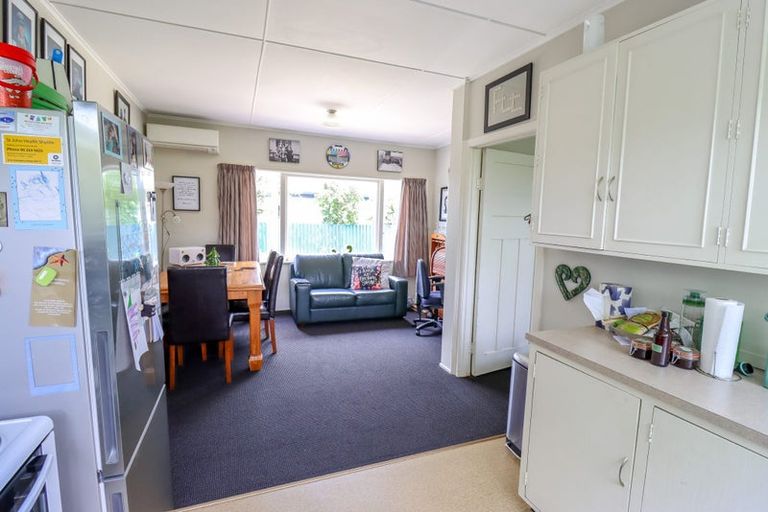 Photo of property in 19a Seaforth Avenue, Mangere Bridge, Auckland, 2022