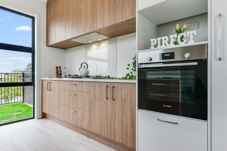 Photo of property in 15 Lucina Rise, Peacocke, Hamilton, 3206