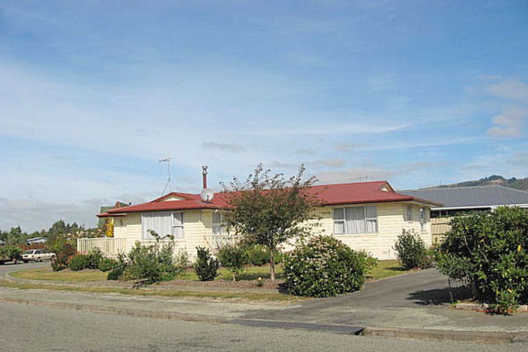 Photo of property in 6 Pitman Place, Waimate, 7924