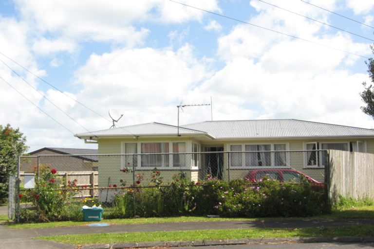 Photo of property in 7 Braeburn Place, Takanini, 2112