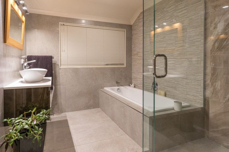 Photo of property in 5 Raungawari Drive, Huntington, Hamilton, 3210