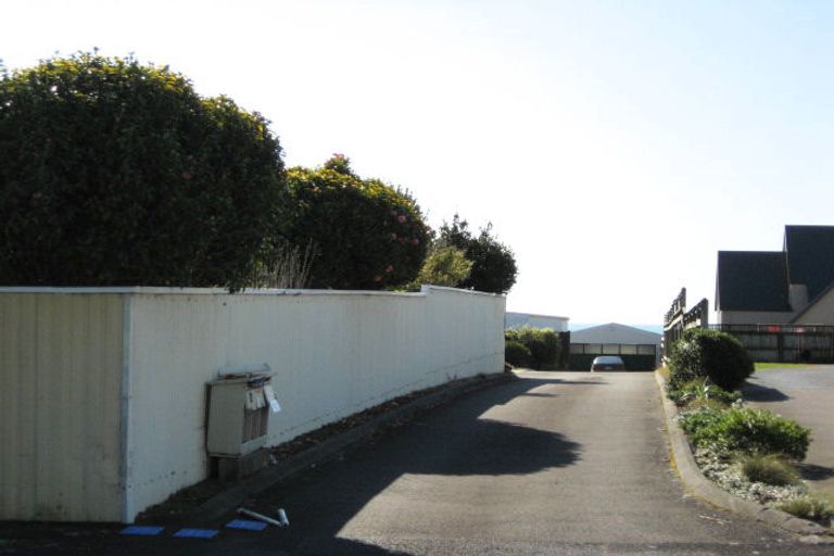 Photo of property in 2a Turehu Street, Merrilands, New Plymouth, 4312