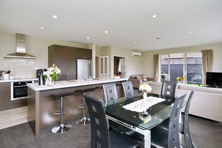 Photo of property in 6 Wisteria Lane, Rangiora, 7400
