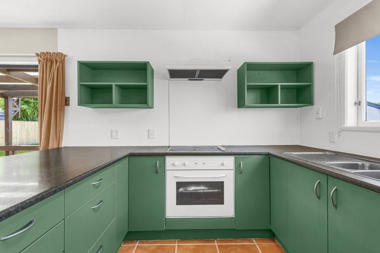 Photo of property in 12 Tasman Street, Havelock North, 4130