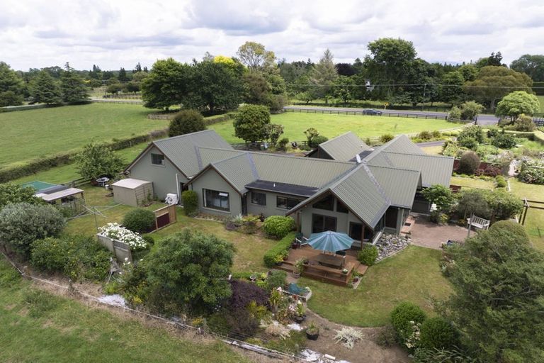 Photo of property in 225 Pencarrow Road, Tamahere, Hamilton, 3283