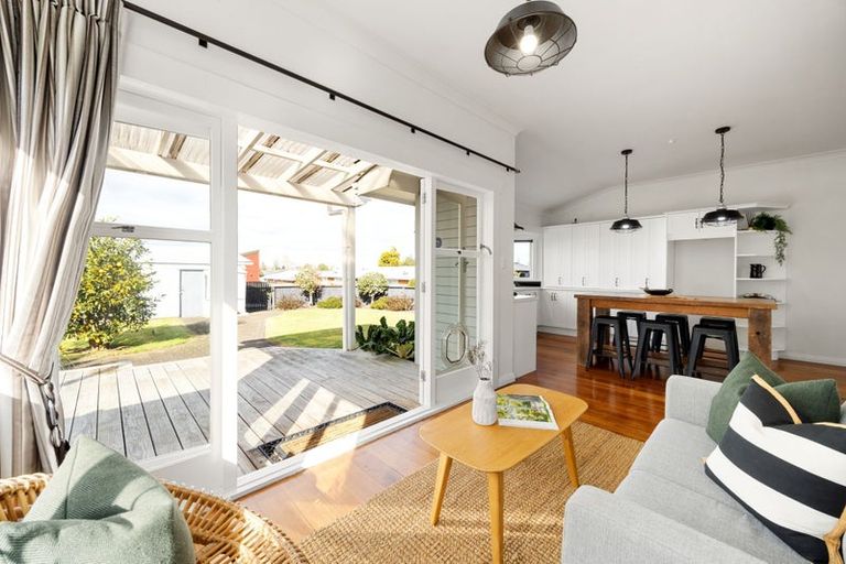 Photo of property in 741 Bank Street, Te Awamutu, 3800