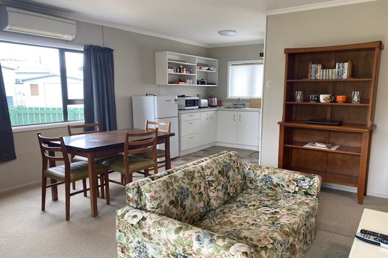 Photo of property in 1d Wakelin Street, Carterton, 5713