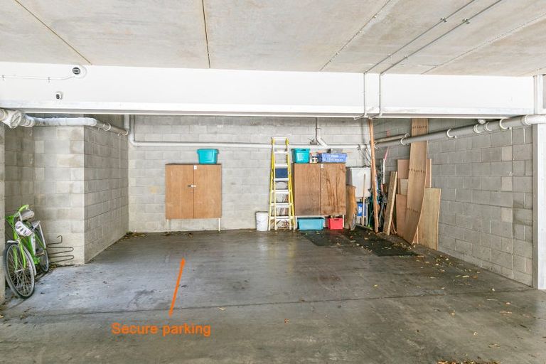 Photo of property in 8h Finlay Terrace, Mount Cook, Wellington, 6021