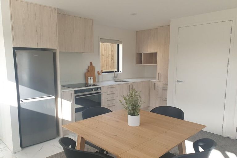 Photo of property in 5/10 Wilsher Crescent, Henderson, Auckland, 0612