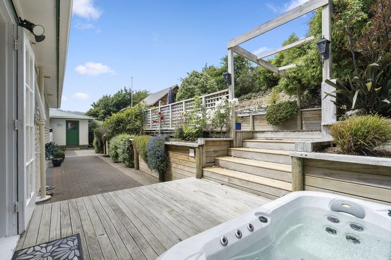 Photo of property in 33 Peel Place, Wainuiomata, Lower Hutt, 5014