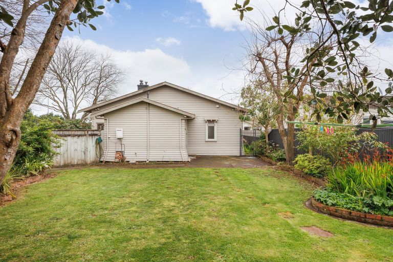 Photo of property in 3 Langston Avenue, Palmerston North, 4414