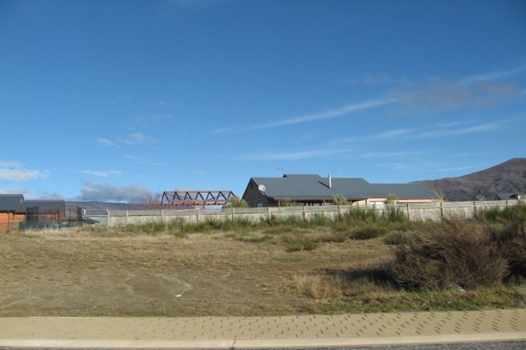 Photo of property in 2 Perrow Street, Wanaka, 9305