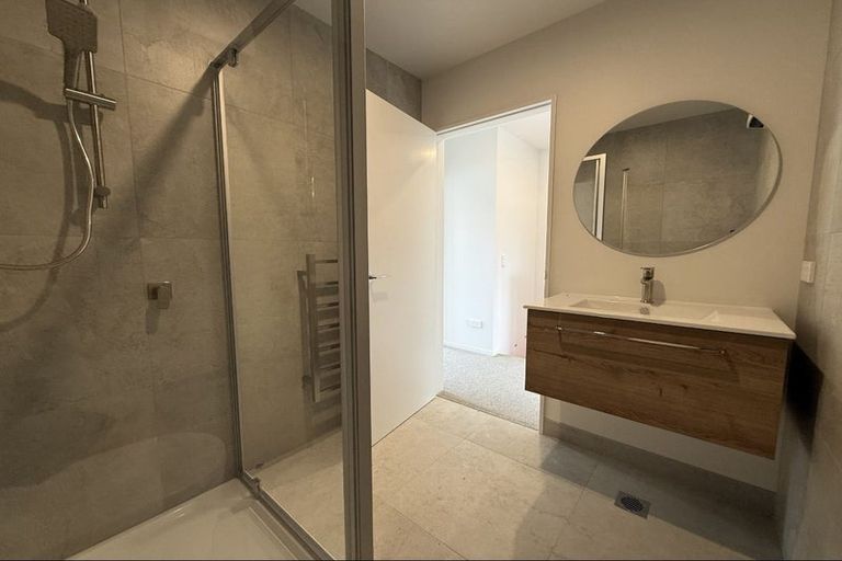 Photo of property in 7/86 Holly Road, St Albans, Christchurch, 8014