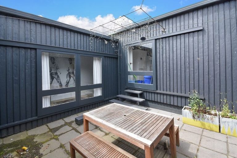 Photo of property in 78c London Street, Dunedin Central, Dunedin, 9016