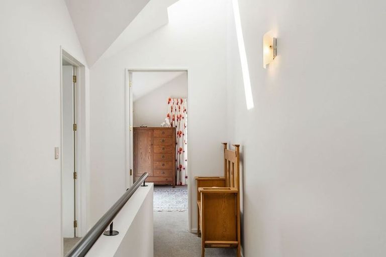 Photo of property in 89a Hawthorne Street, Strowan, Christchurch, 8052