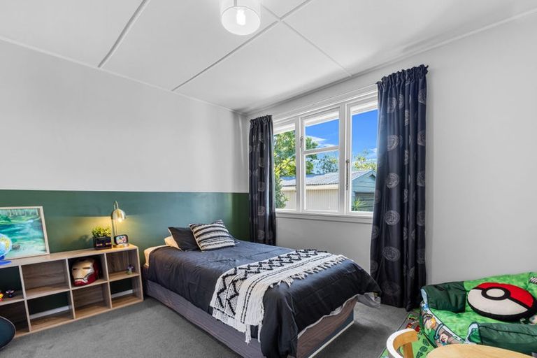 Photo of property in 27 Parnwell Street, Burwood, Christchurch, 8083