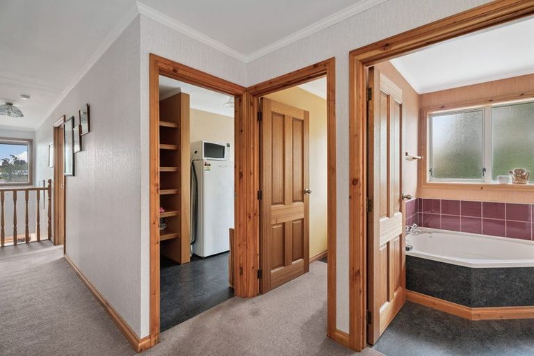 Photo of property in 16 Waenga Drive, Cromwell, 9310