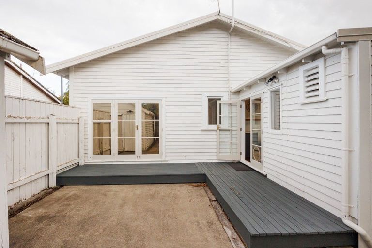 Photo of property in 223 College Street, West End, Palmerston North, 4412
