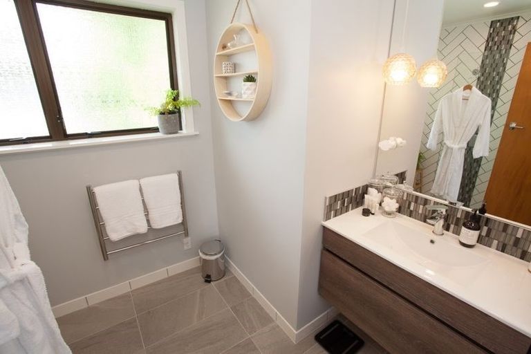 Photo of property in 121 Kimihia Road, Huntly, 3700