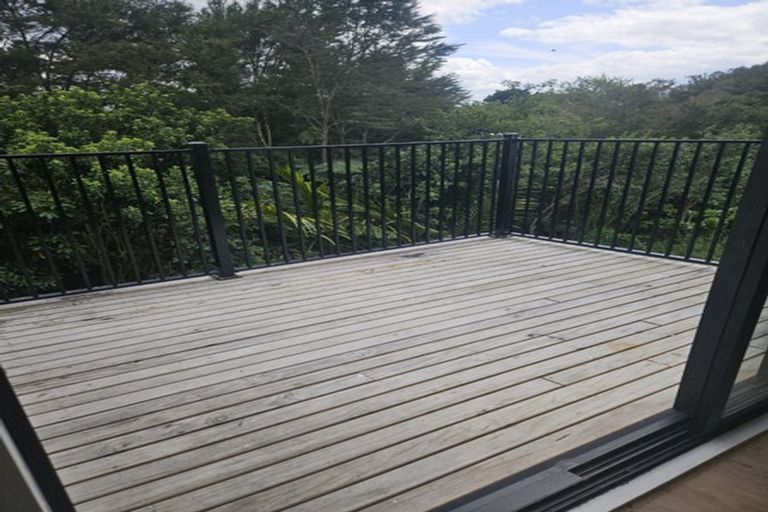 Photo of property in 2/125b Metcalfe Road, Ranui, Auckland, 0612