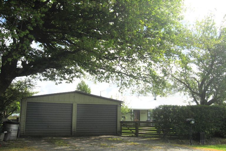 Photo of property in 54 Victoria Street, Oxford, 7430