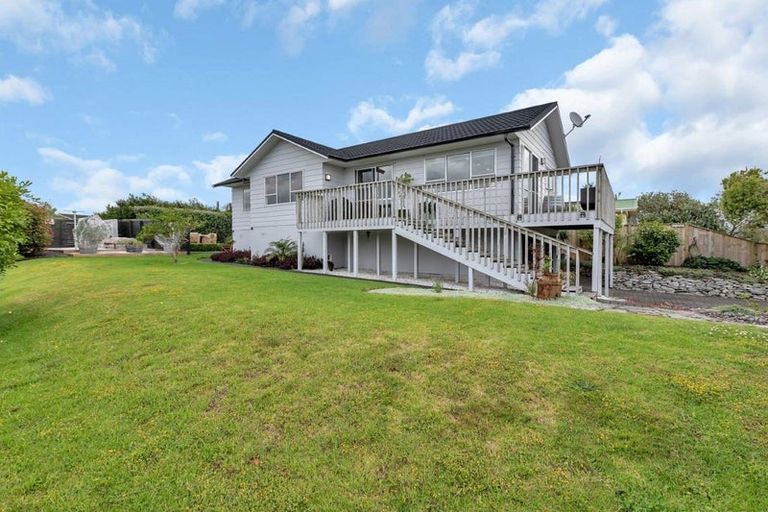 Photo of property in 26 Manaia View Road, One Tree Point, 0118