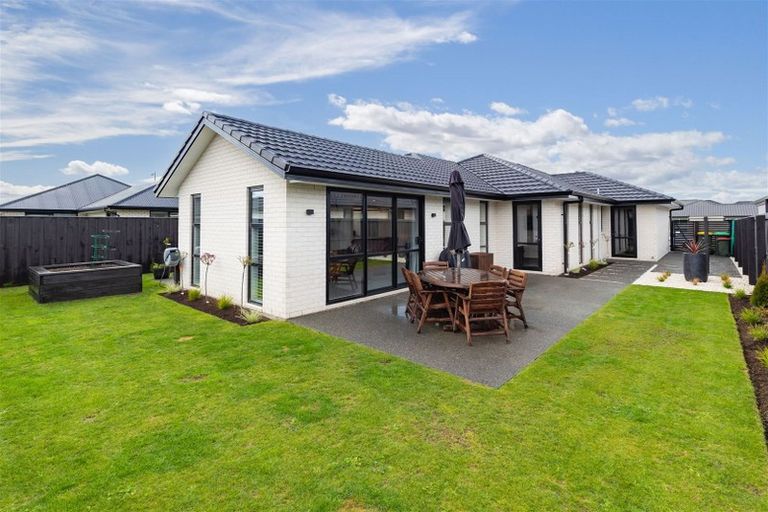 Photo of property in 4 Wigmore Crescent, Rolleston, 7615