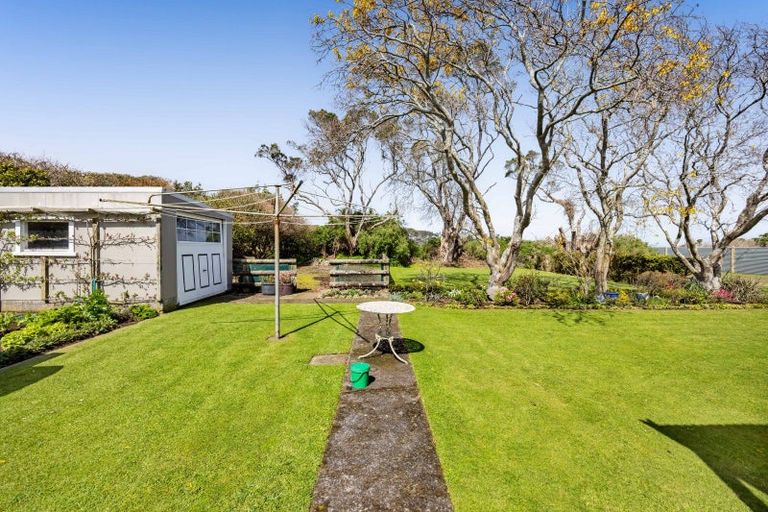 Photo of property in 107-109 Ihaia Road, Opunake, 4616