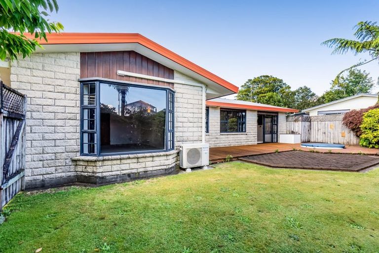 Photo of property in 37 Pembroke Road East, Stratford, 4332