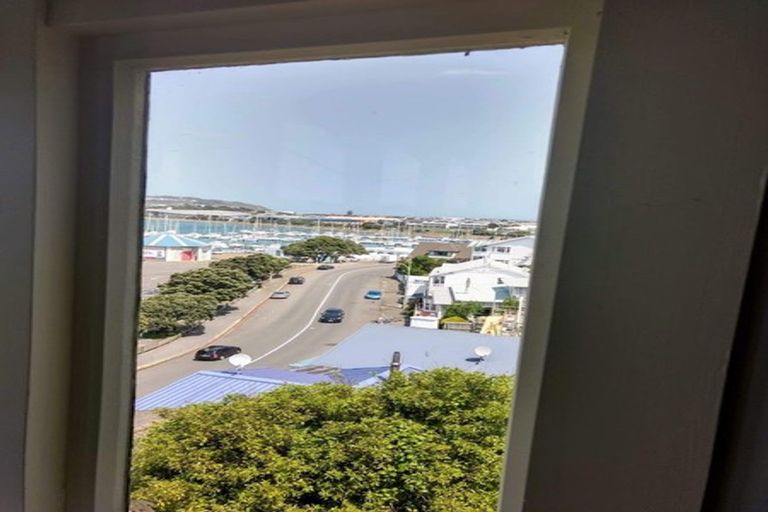 Photo of property in 466 Evans Bay Parade, Hataitai, Wellington, 6021