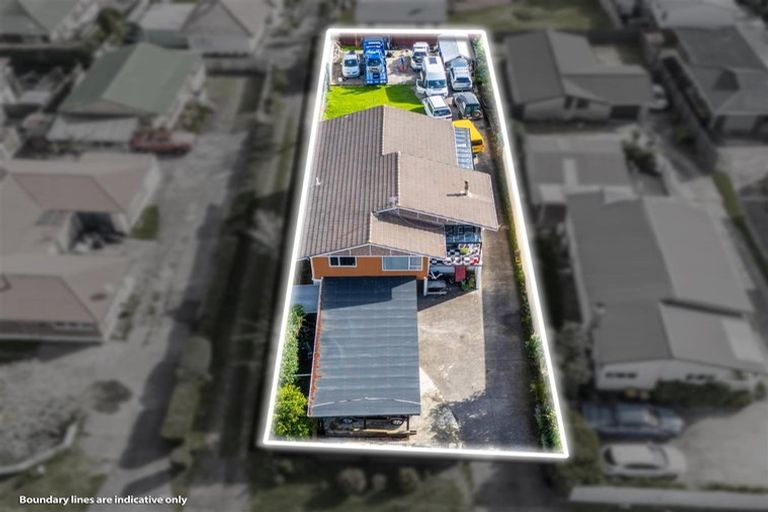 Photo of property in 4184 Great North Road, Glendene, Auckland, 0602