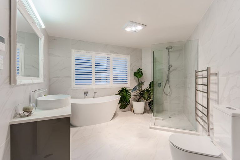 Photo of property in 11 Tawatawa Street, Long Bay, Auckland, 0630
