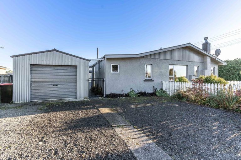 Photo of property in 1 Queen Street, Otautau, 9610