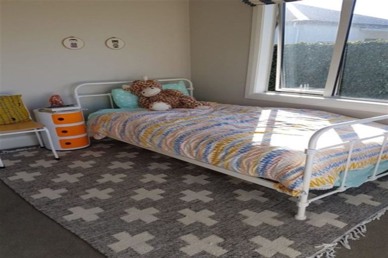 Photo of property in 27 Somerfield Street, Somerfield, Christchurch, 8024