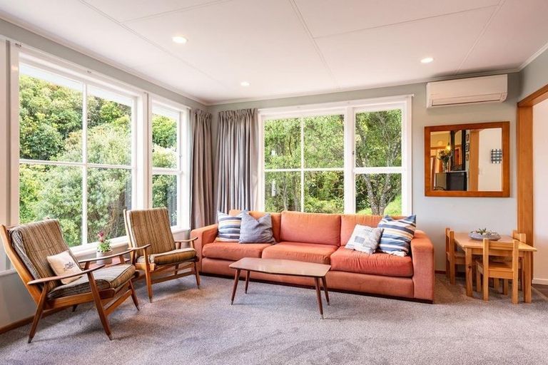 Photo of property in 12 Tobruk Street, Karori, Wellington, 6012