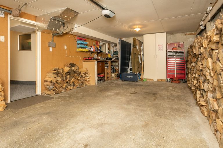Photo of property in 9 Colquhoun Street, Glenross, Dunedin, 9011