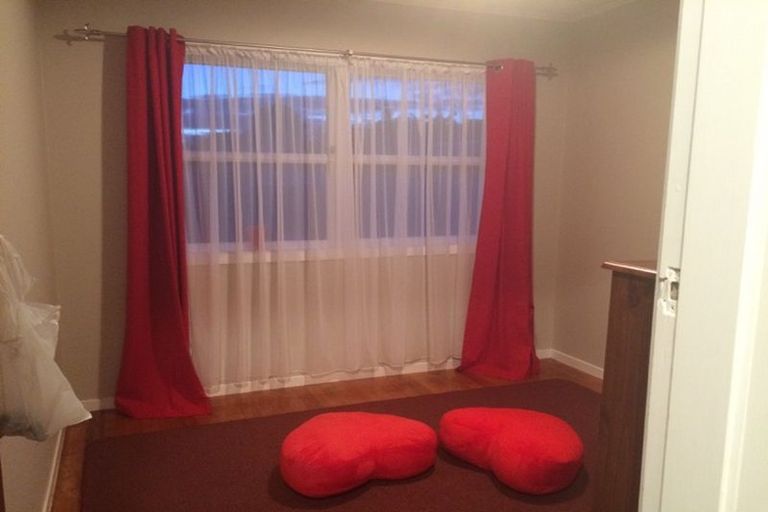 Photo of property in 22 Barron Crescent, Fenton Park, Rotorua, 3010
