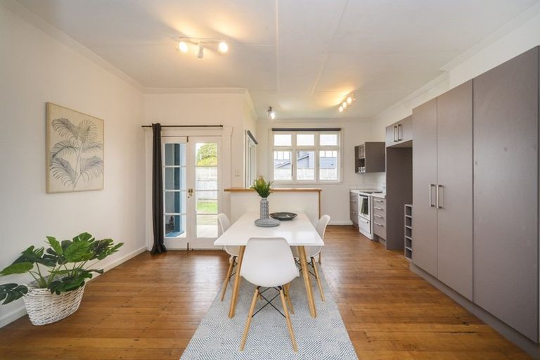 Photo of property in 11a Jensen Street, Hokowhitu, Palmerston North, 4410