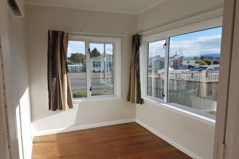 Photo of property in 27 Christian Street, Dannevirke, 4930
