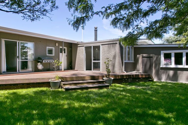 Photo of property in 1/2 Laughton Street, Taupo, 3330
