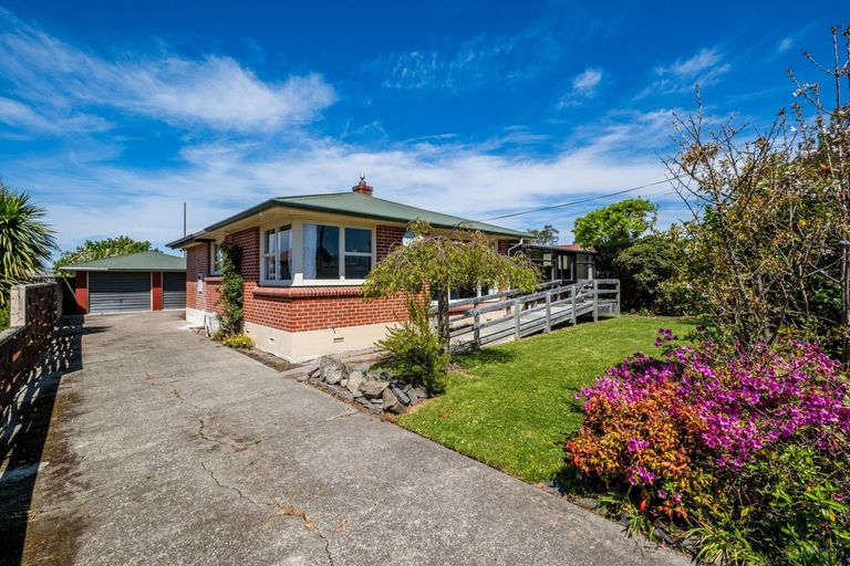 Photo of property in 6 Durham Street, Waimate, 7924