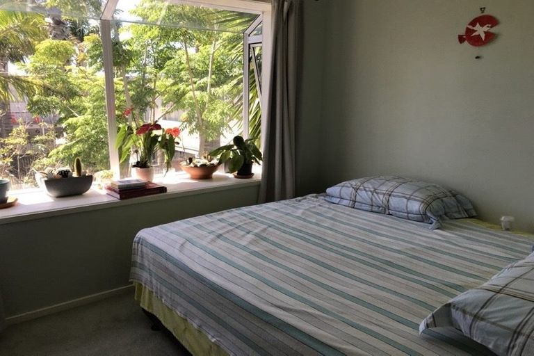 Photo of property in 3/72 Kitchener Road, Milford, Auckland, 0620