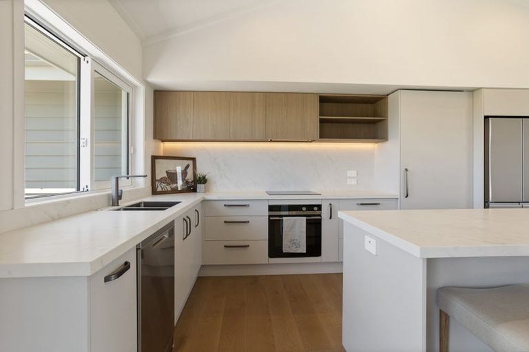 Photo of property in 156 Kupe Drive, Whitianga, 3510