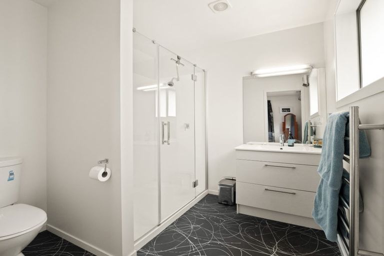 Photo of property in 43 Hereford Street, Kaikorai, Dunedin, 9010