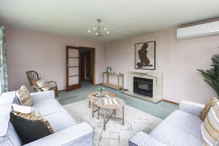 Photo of property in 61 Westburn Terrace, Burnside, Christchurch, 8041