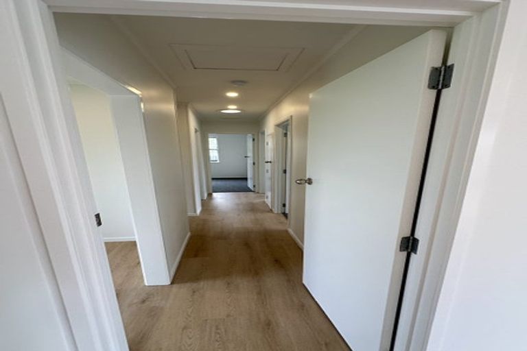 Photo of property in 106 Cargill Street, Papakura, 2110