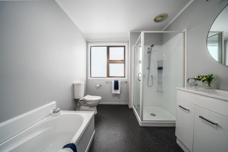 Photo of property in 14 Aintree Grove, Churton Park, Wellington, 6037